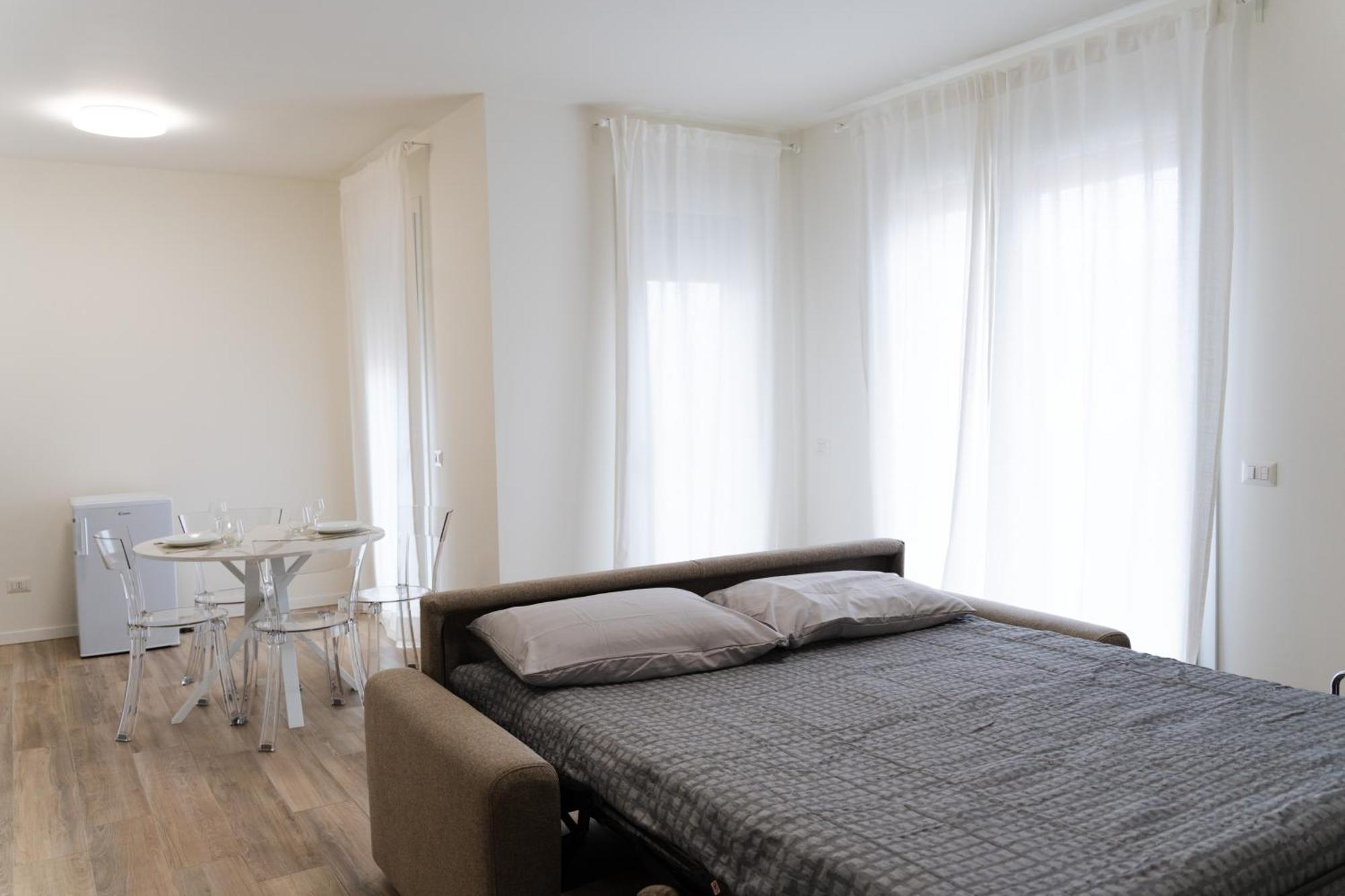 Comforthome Fiera Cornaredo Luaran gambar