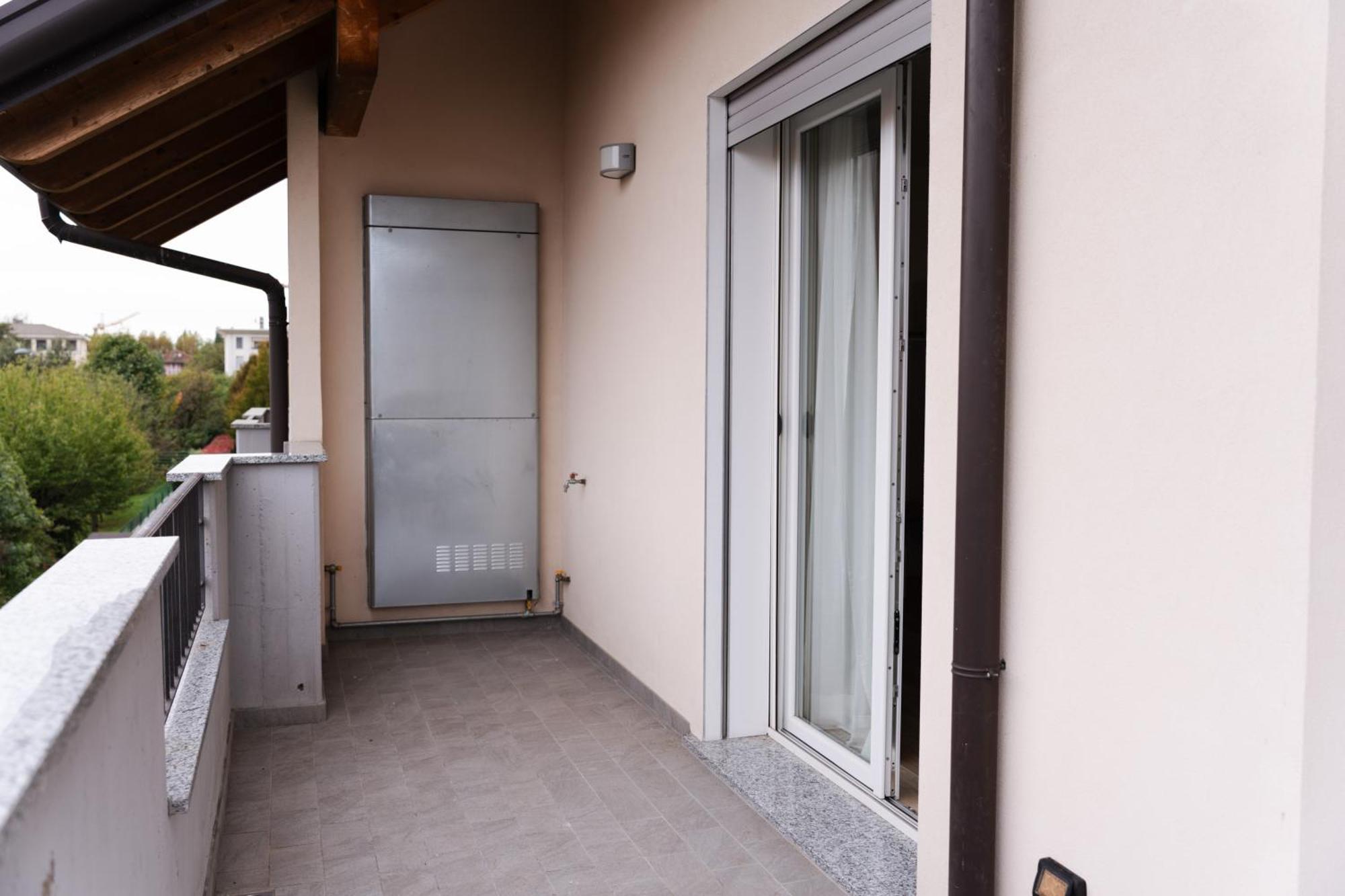 Comforthome Fiera Cornaredo Luaran gambar